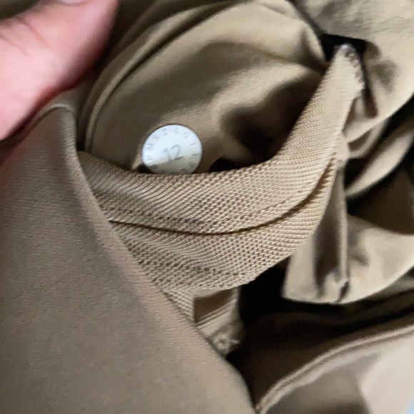 Lululemon on the fly woven pants - Picture 4 of 4